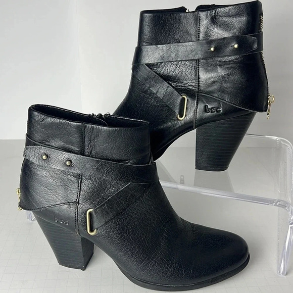 B.O.C Richardson Black Leather Chucky Heel Ankle Booties Gold Zip Size 9.5M - Picture 1 of 12